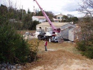 Baustelle Ferienhaus: der Dachstuhl ist schon drauf Baustelle Ferienhaus: der Dachstuhl ist schon drauf