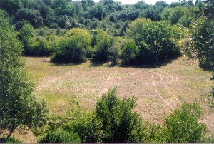 Baugrundstück mit Markierung der Position des Hauses Baugrundstück mit Markierung der Position des Hauses
