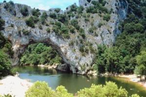 ferienhaus-an-der-ardeche.de